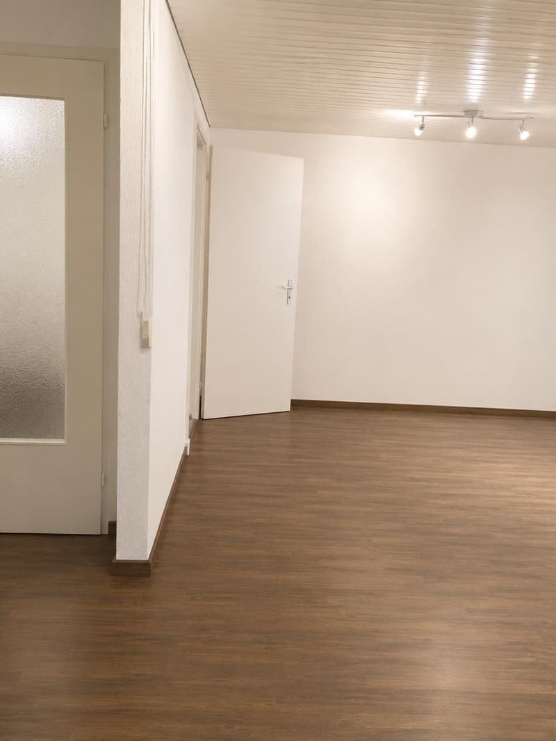 Bürofläche im Erdgeschoss an der Maiacherstrasse in Au ZH (6)