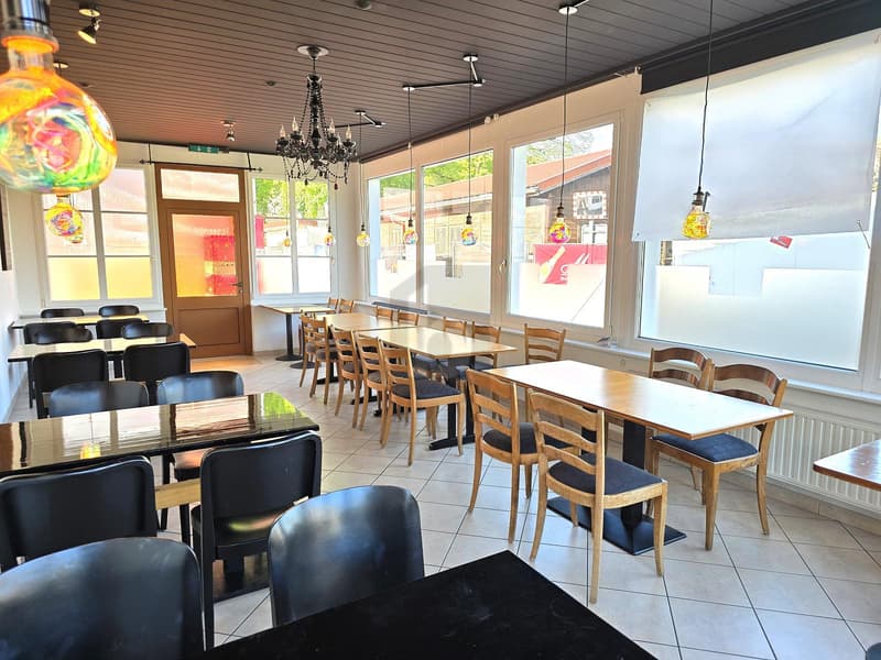 MAGNIFICENT RESTAURANT WITH GREAT POTENTIAL