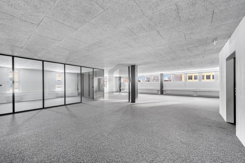 Superficie attraente in posizione centrale (2)