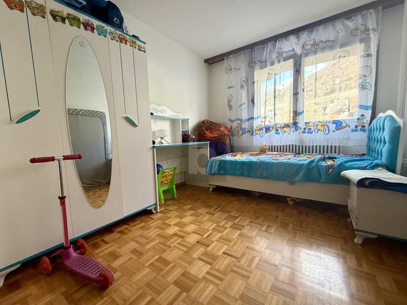 Spacious with private garden (5)