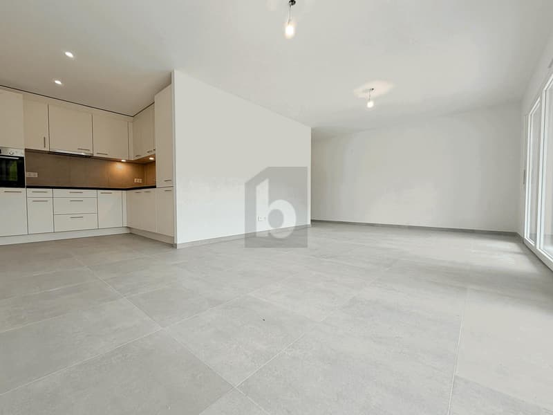 Spacious 54m2 terrace - New (Unit 16) (1)