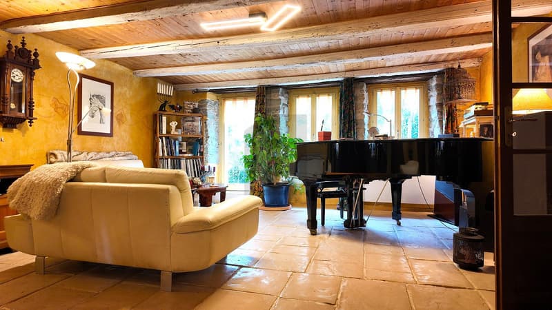 In a natural setting with stables! (4)