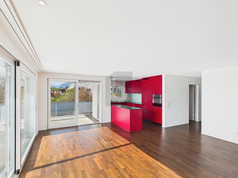 SEEING RED (THE GOOD WAY): YOUR STYLISH UNIQUE PROPERTY! (3)