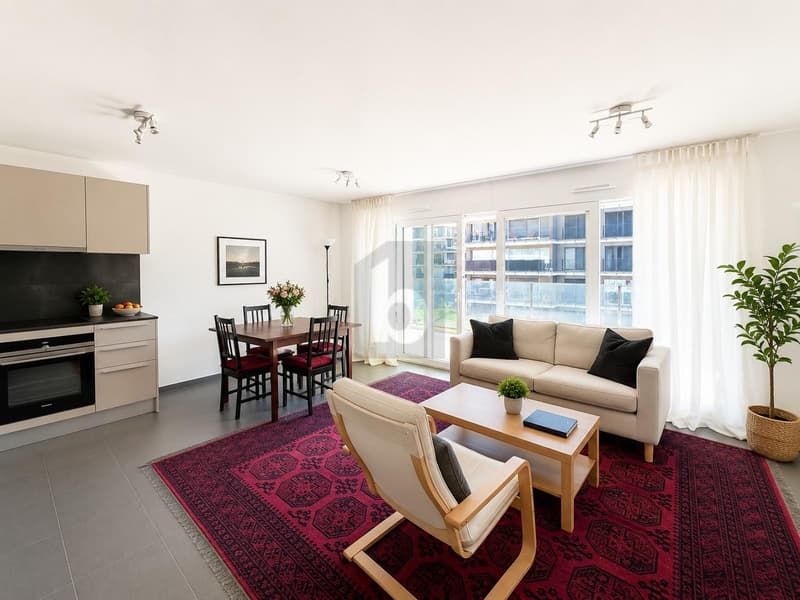 BRIGHT, IDEALLY LOCATED, SUPERB OPPORTUNITY (4)