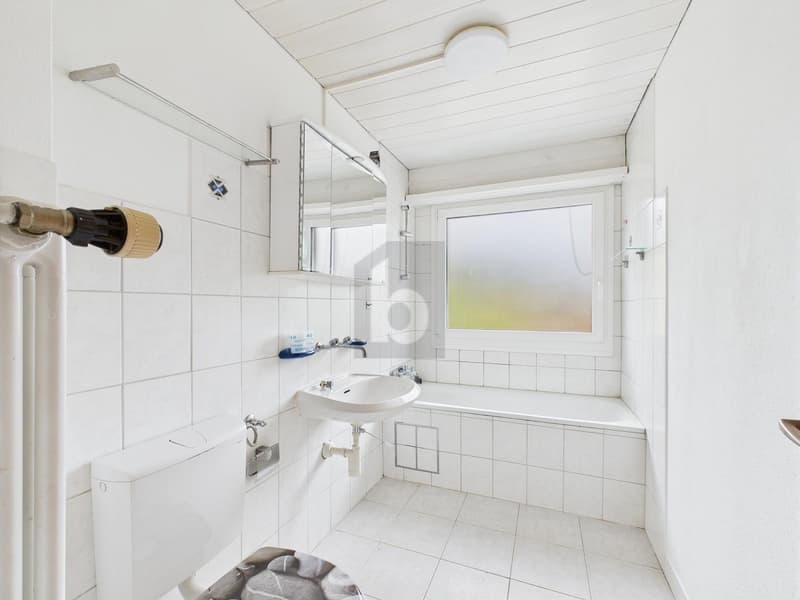 PRACTICAL FLOOR PLAN WITH BALCONY (5)
