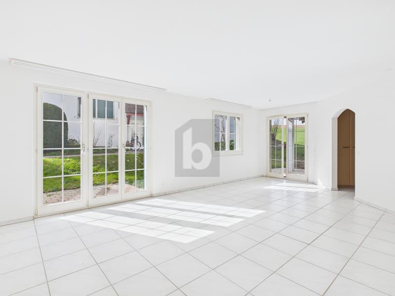 With its own garden, directly adjacent to an agricultural area (2)