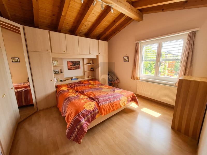 SPACIOUS, QUIET WITH BREATHTAKING VIEW (5)