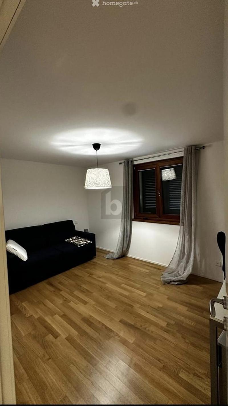 Spacious and bright (3)
