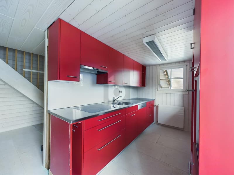 Renovated Traditional Local with 25 Parking Spaces (5)