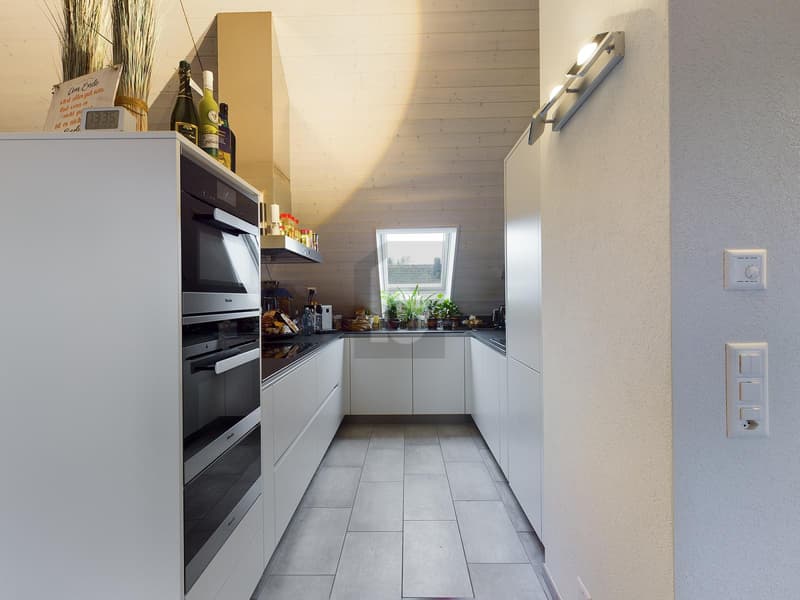 HABITAT DE LUXE AVEC CARACTÈRE LOFT ET ACCÈS ASCENSEUR (2)