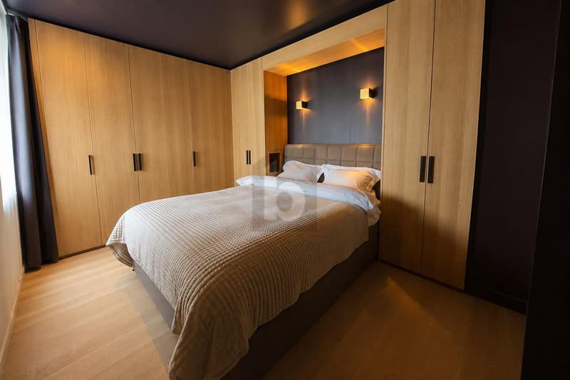 PRÄCHTIG, VÖLLIG RENOVIERTE, ZENTRALE WOHNUNG (4)