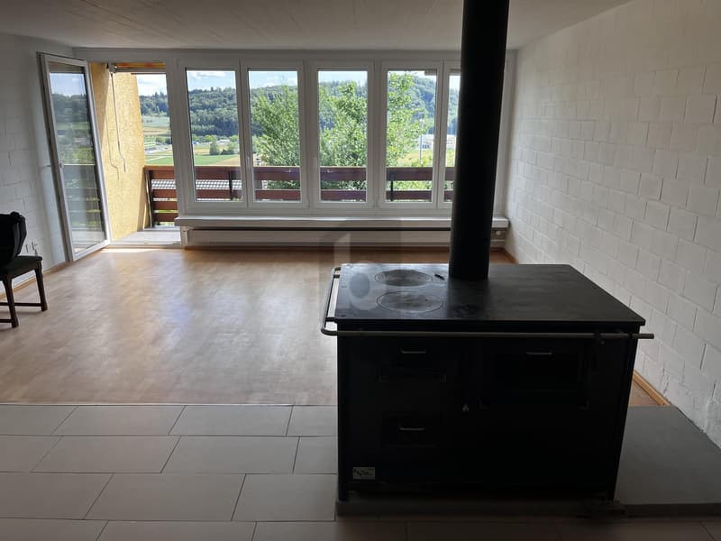 SUNNY SOUTH LOCATION WITH PANORAMIC VIEW, GARDEN & COMFORT (5)
