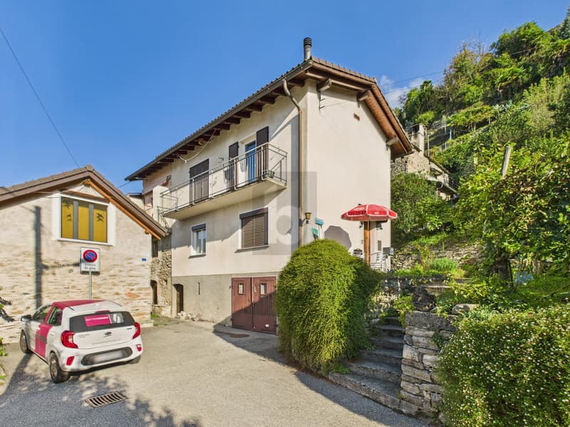Charming location with sunny view (1)