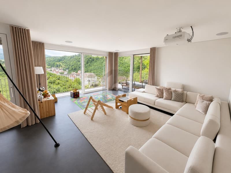 EXCLUSIVE AND QUIET WITH UNOBSTRUCTED VIEWS! (3)