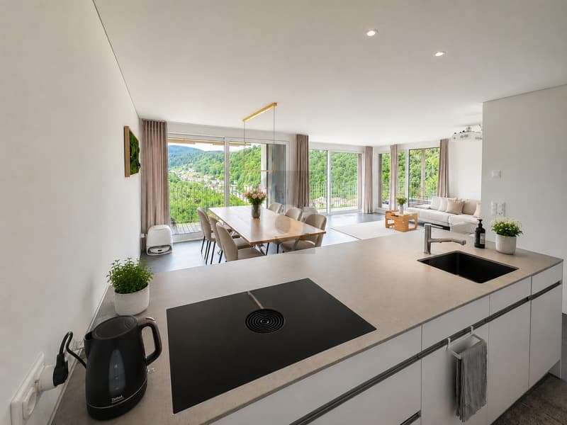EXCLUSIVE AND QUIET WITH UNOBSTRUCTED VIEWS! (2)