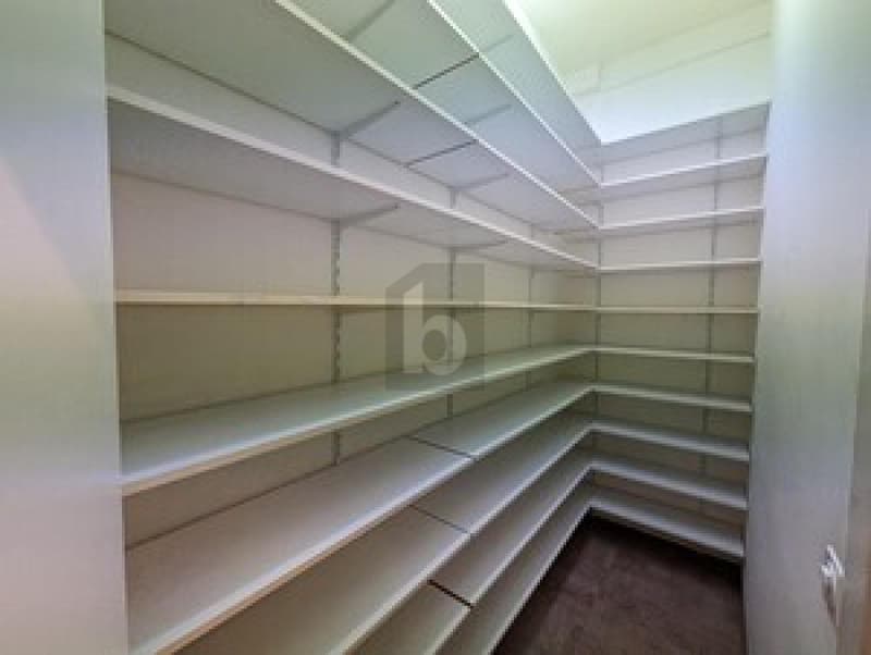 In the heart of the city, ideally located (5)