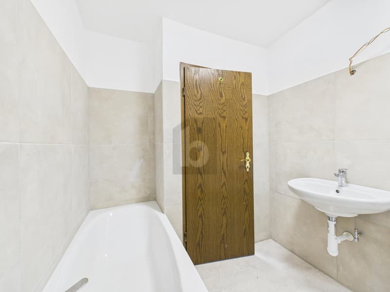 Modern with historic charm (4)