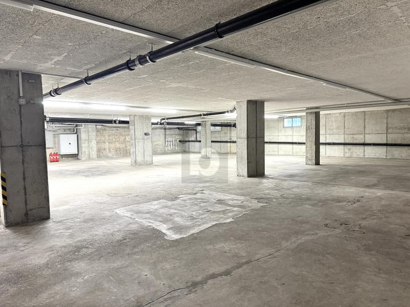 ESPACE DE STOCKAGE ET LOGISTIQUE MODERNE (2)