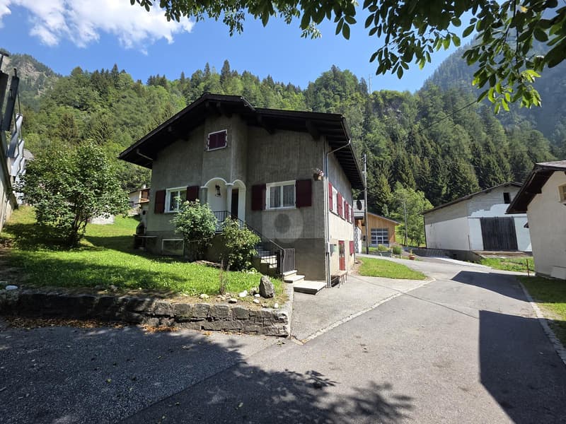 SUPER PRICE!!! IN A QUIET AND SUNNY LOCATION (1)
