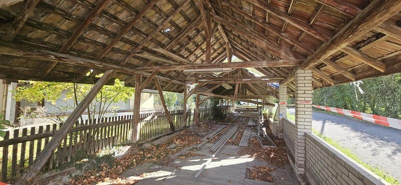 GREAT POTENTIAL ON A 2400 M² PLOT (5)