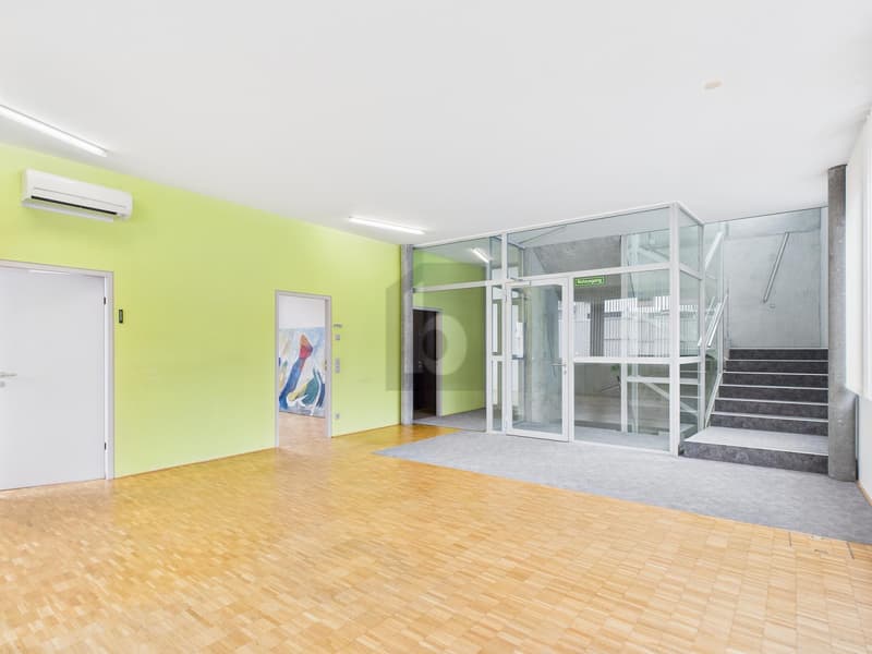 RESERVIERT (2)