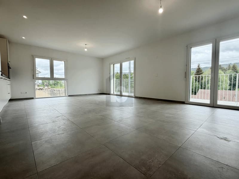 NUOVO CON GRANDE BALCONE A SUD (LOT15) (2)
