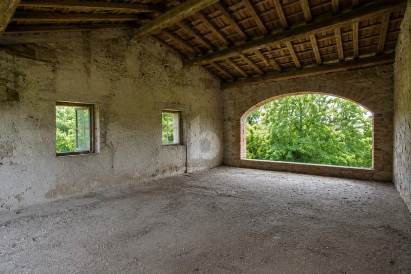 Entre la nature et la tranquillité, à rénover (3)