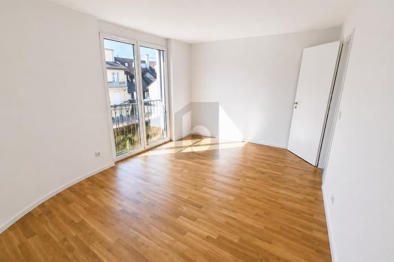 Comfortable, bright and calm (5)