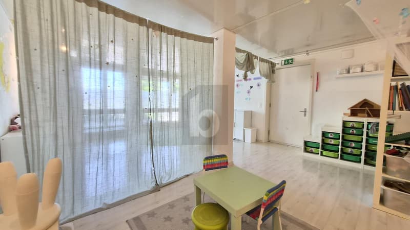 EMPLACEMENT EXCLUSIF AVEC VUE SUR LE LAC (4)