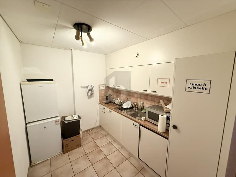 CENTRAL AND SPACIOUS (5)