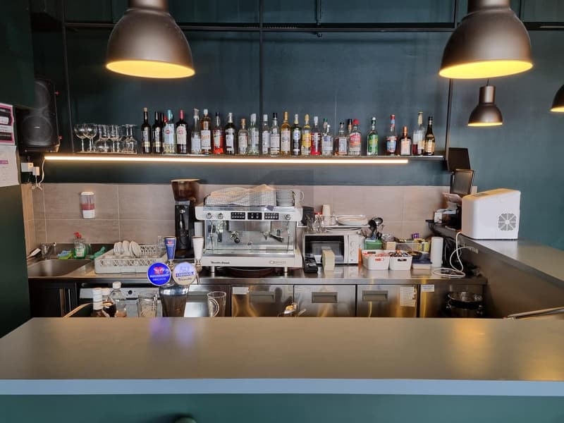 CAFÉ BAR NEL QUARTIERE ST-ROCH! (2)