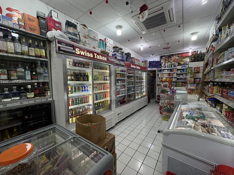 Grocery store on a busy street (3)
