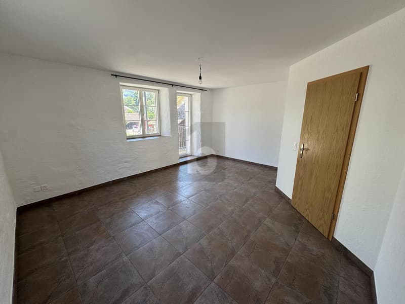 Tiled Stove, Natural Stone, Ground Floor (4)