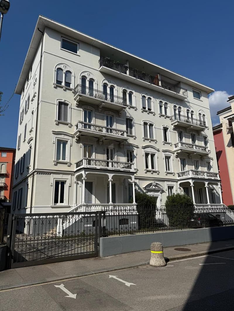 Prestigious Palace in the Heart of Lugano (4)