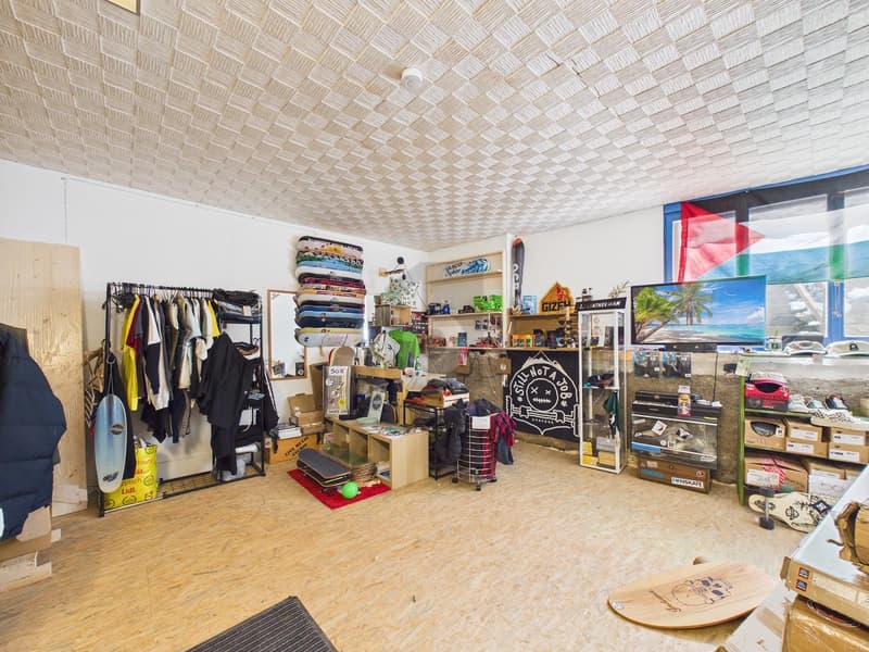 Sunny Studio with Good Access (1)