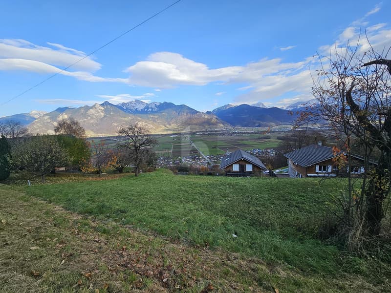 MOLTO SOLEGGIATO CON VISTA MONTAGNA (5)