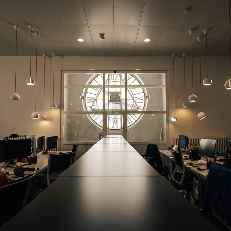 CENTRALE, LUMINOSO E COLLABORATIVO (5)