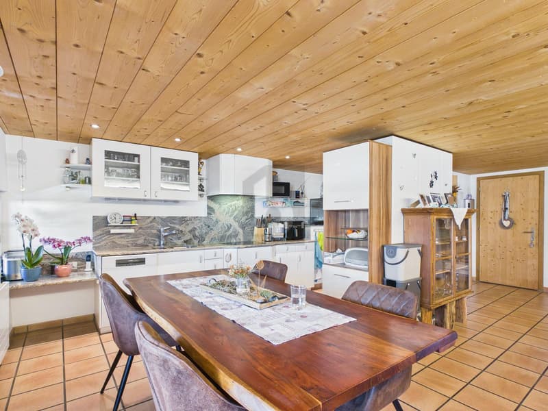 SPACIOUS LIVING WITH GRISONS CHARM (3)
