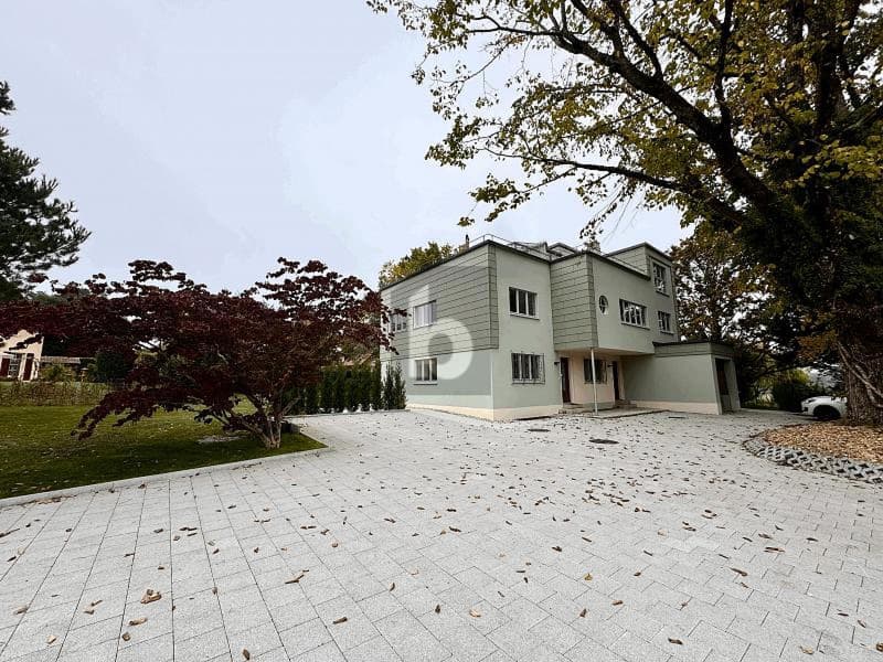 CON ROOFTOP E GIARDINO DI 671M2 - IDEALE PER COABITAZIONE (1)