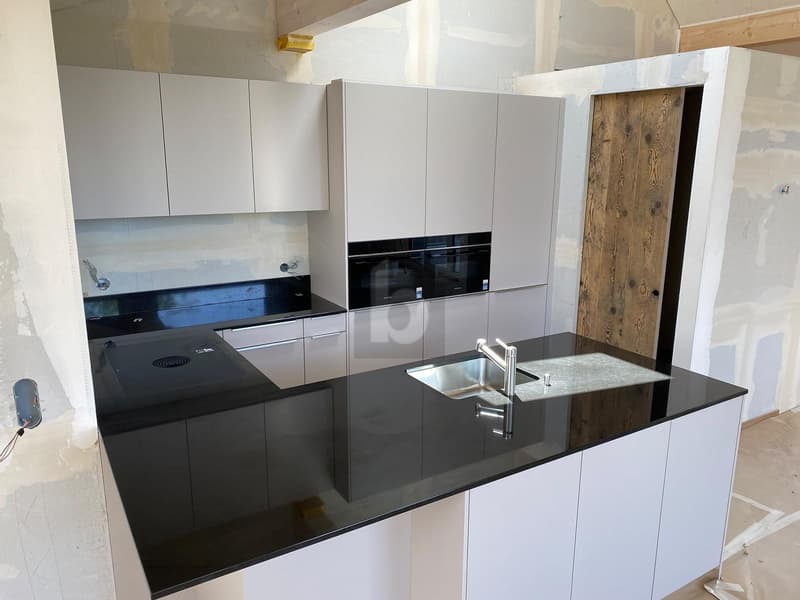 Primo occupante, in standard di proprietà, con molto legno (4)