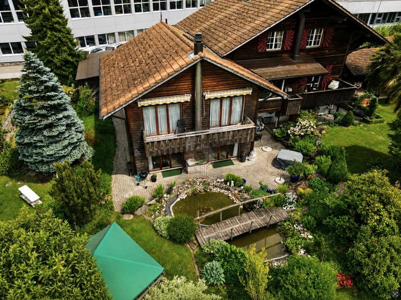 IDYLLISCHE LAGE MIT TRAUMHAFTEM GARTEN (1)