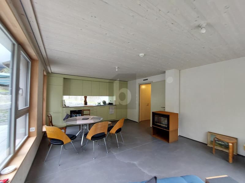 Casa alpina moderna in mezzo alla natura (1)