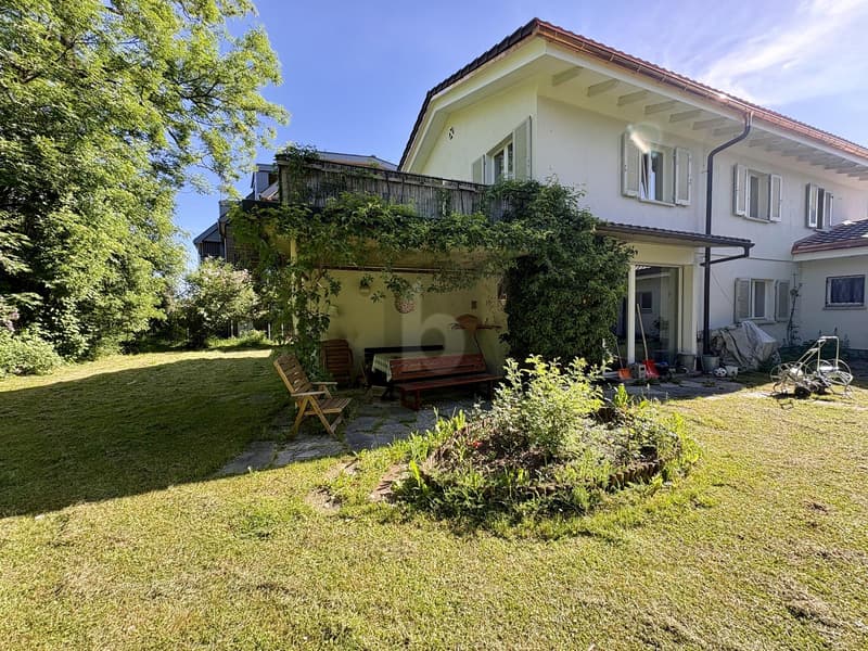 Quiet and sunny with large garden (1)