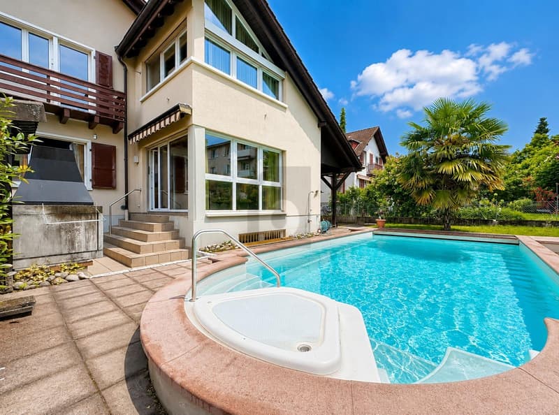 GARTEN-TRAUM MIT POOL UND GARAGENBOX (5)