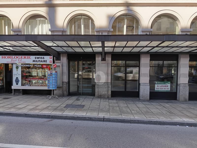 CENTRAL, PROFESSIONAL & COMFORTABLE (1)