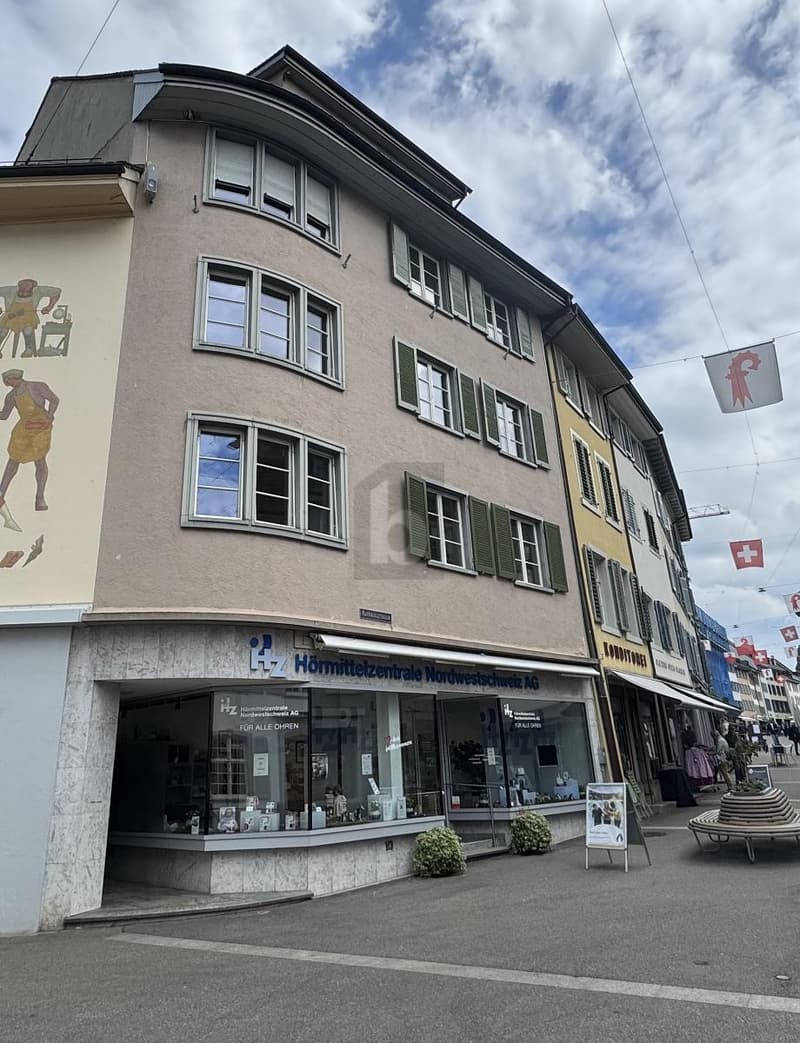 SPACIOUS IN THE HISTORIC TOWN! (1)