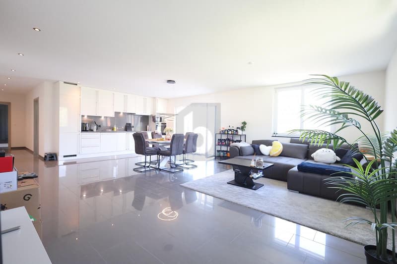 COMFORTABLE, MODERN & QUIET (1)