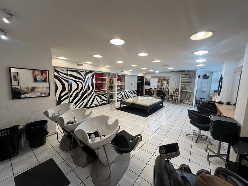 Friseursalon in der Altstadt (2)