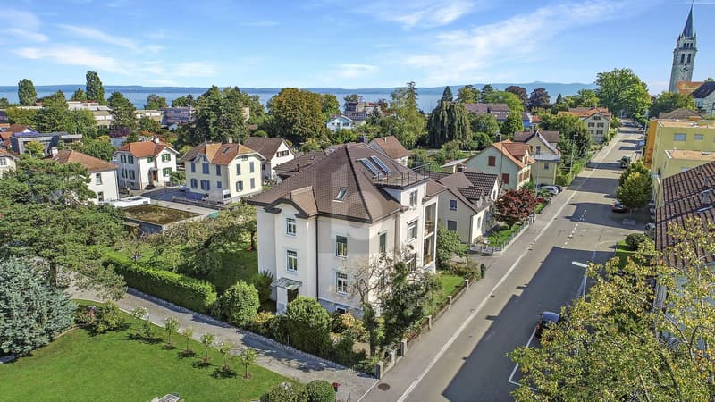 Maison de maître avec potentiel de développement dans un emplacement idéal (1)