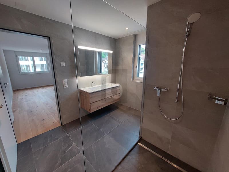 SPACIOUS, MODERN AND FAMILY-FRIENDLY (2)